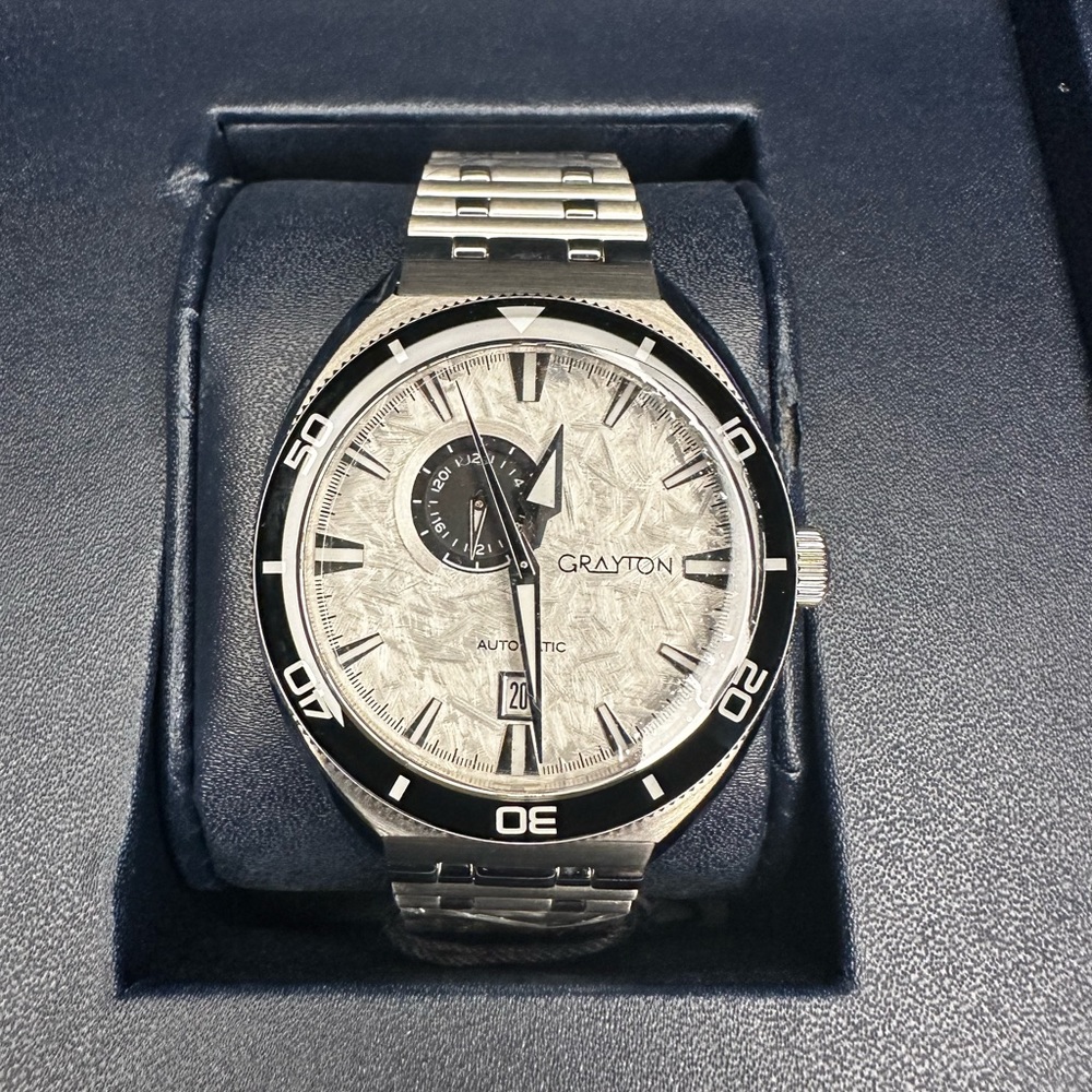 Grayton Cushion 24h Alpine White GR37744AC